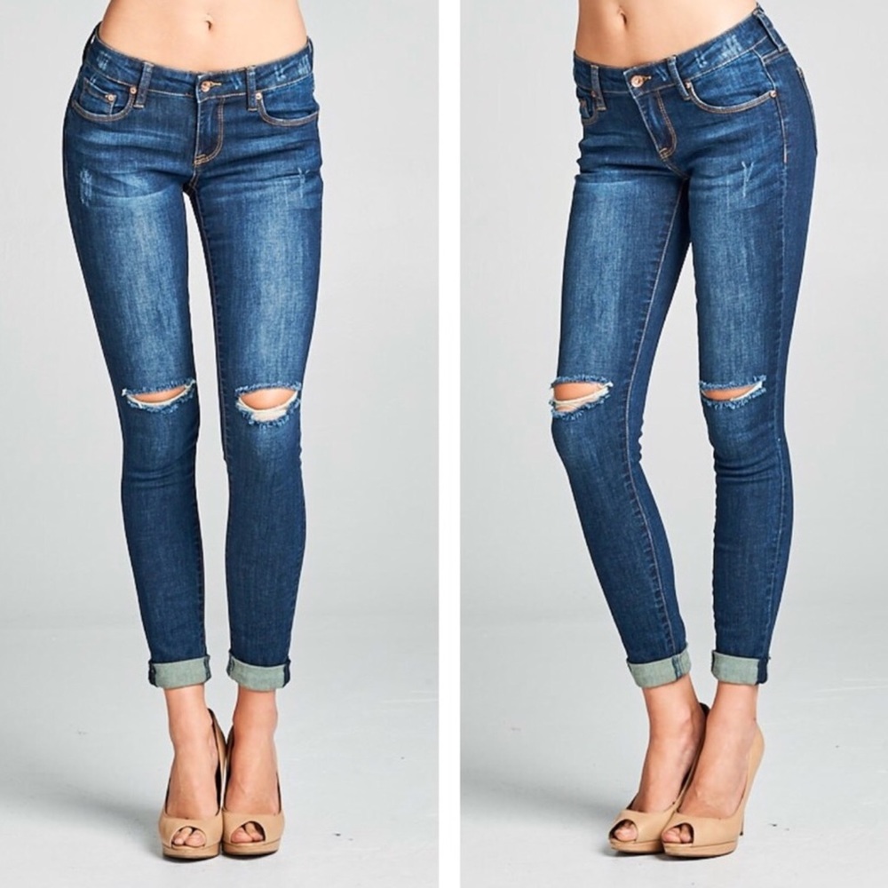 🔥SALE🔥SPECIAL A! ⭐️💕 Distressed Skinny Jeans!👖